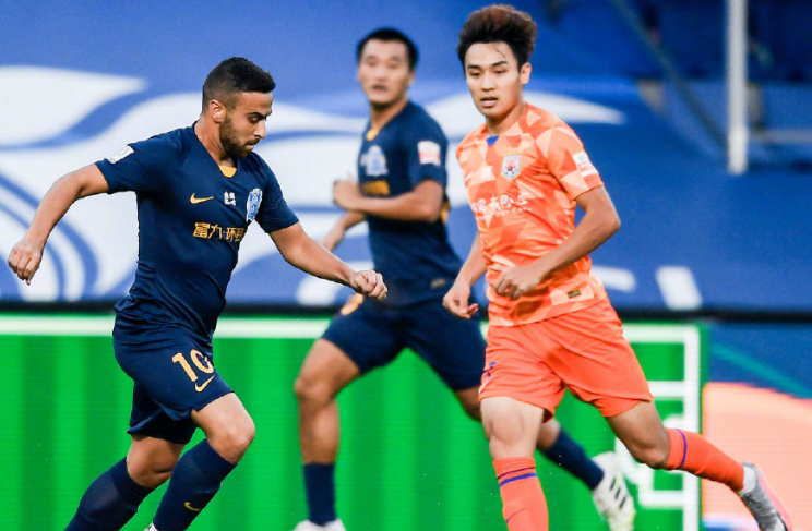 恒大豪取连胜，实力雄踞积分榜榜首