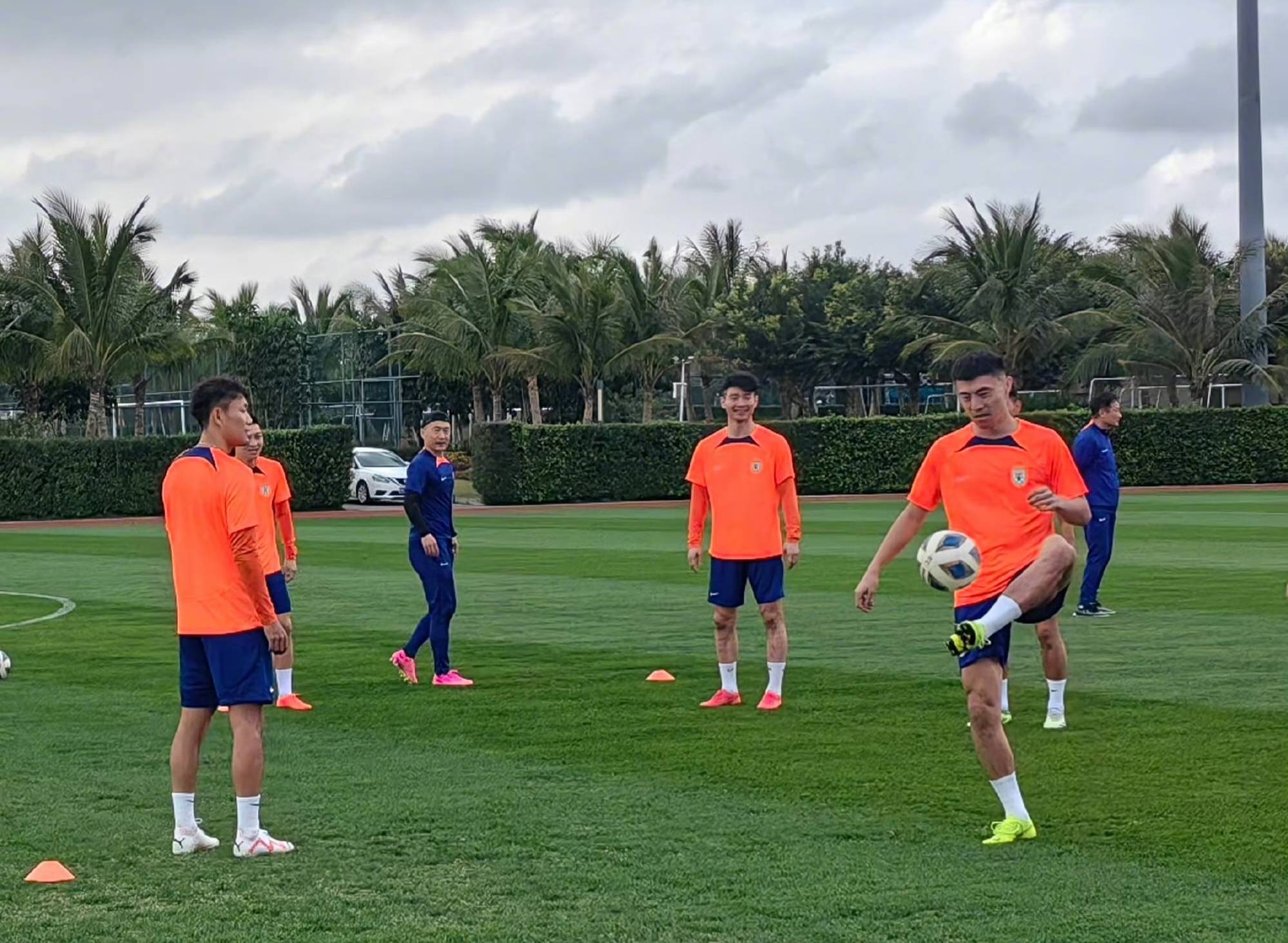 关于老鹰队大胜太阳队,新星杨紫琦表现出色的信息 关于老鹰队大胜太阳队,新星杨紫琦表现出色的信息